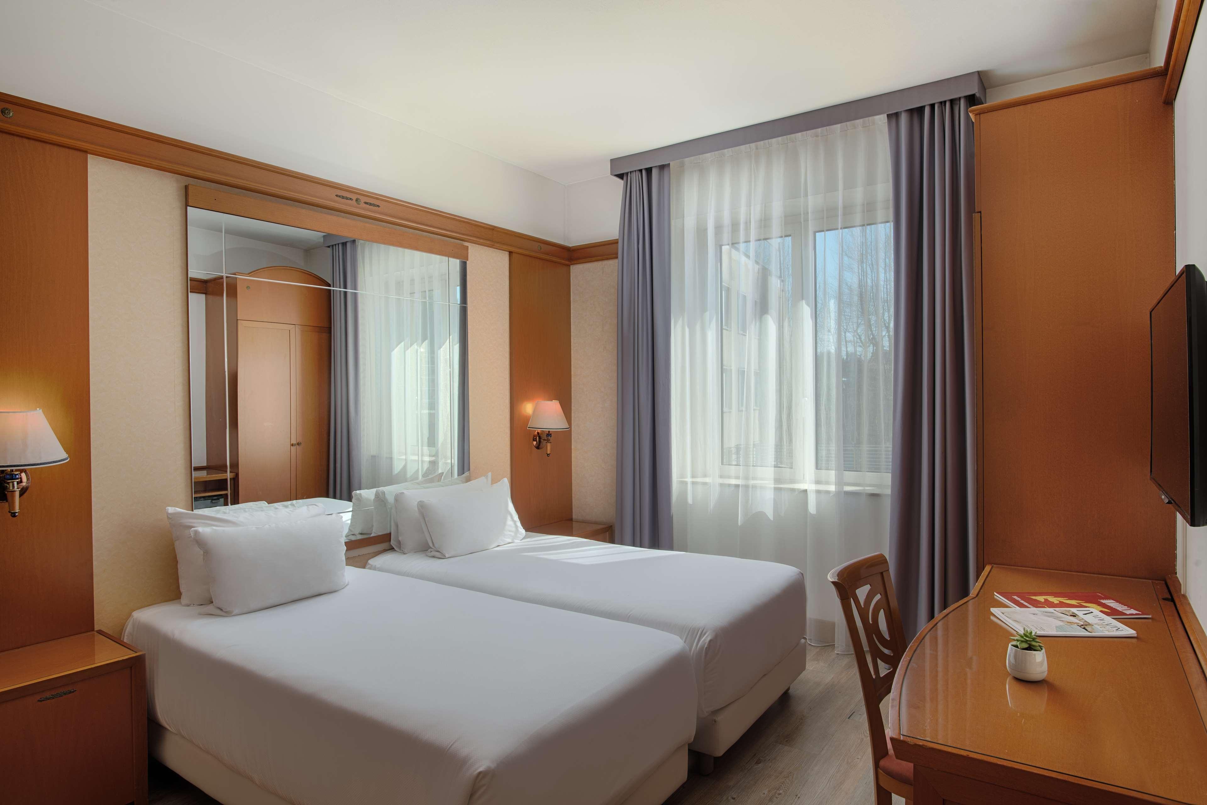 Nh Ravenna Hotel Exterior photo